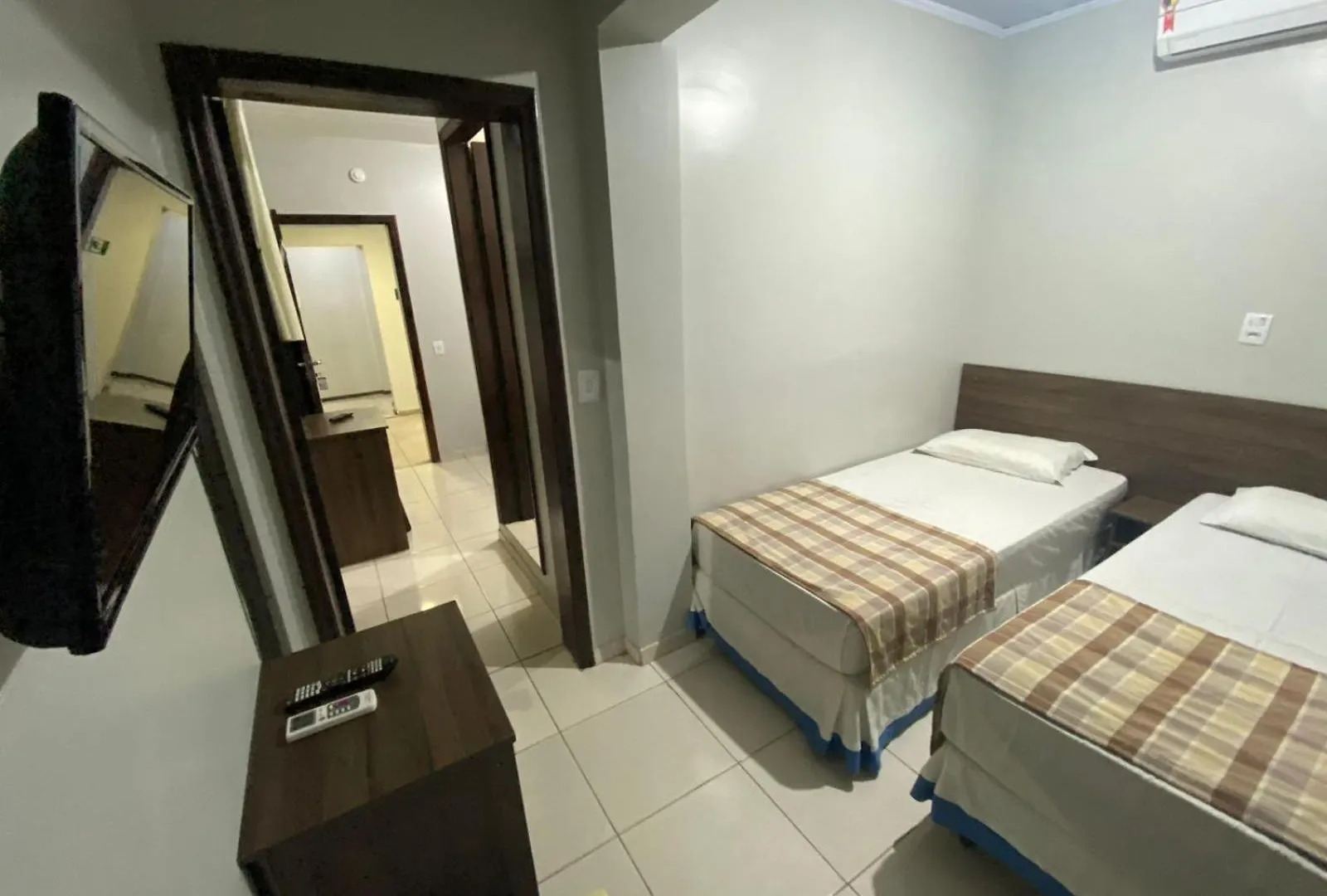 Hotel Zata - Economico Крисиума